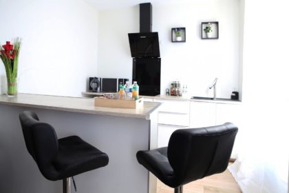Appart&Spa Saint-Etienne : votre chambre avec cuisine équipée